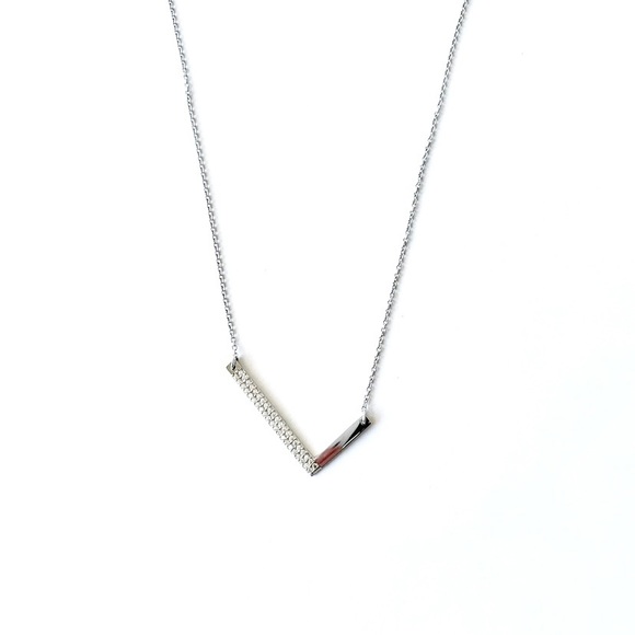 🌸Necklace🌸 L shape 925 sterling silver CZ necklace - Picture 12 of 12